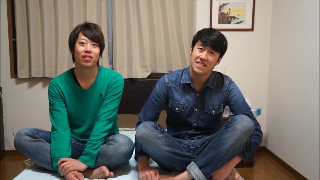 フェラ合戦フェラしあってもらったけど、両方とも逝かないので罰として恥ずかしい浣腸を見せてもらった。 sample 1